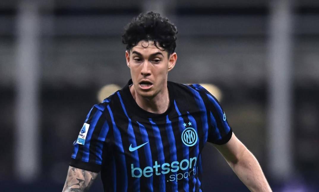 im电竞下载-意媒：巴斯托尼仍在与轻微膝伤作斗争，周末出战科莫存疑